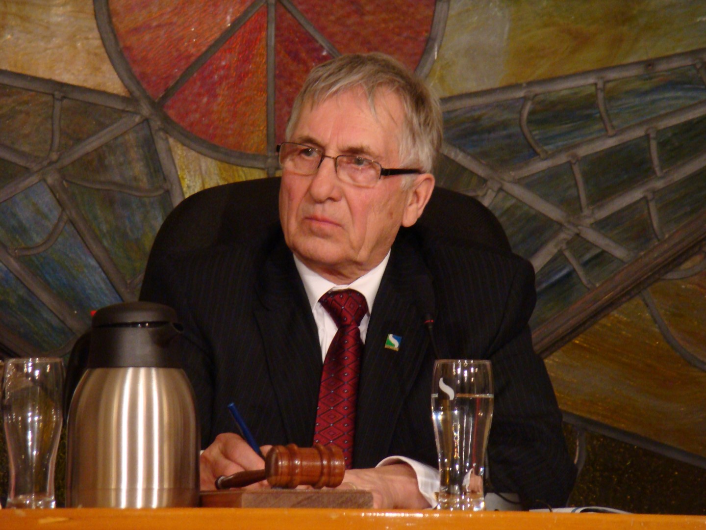 Selon le maire de Sorel-Tracy, Réjean Dauplaise, « il semblerait que les travaux qui doivent être faits ne soient pas terminés ».