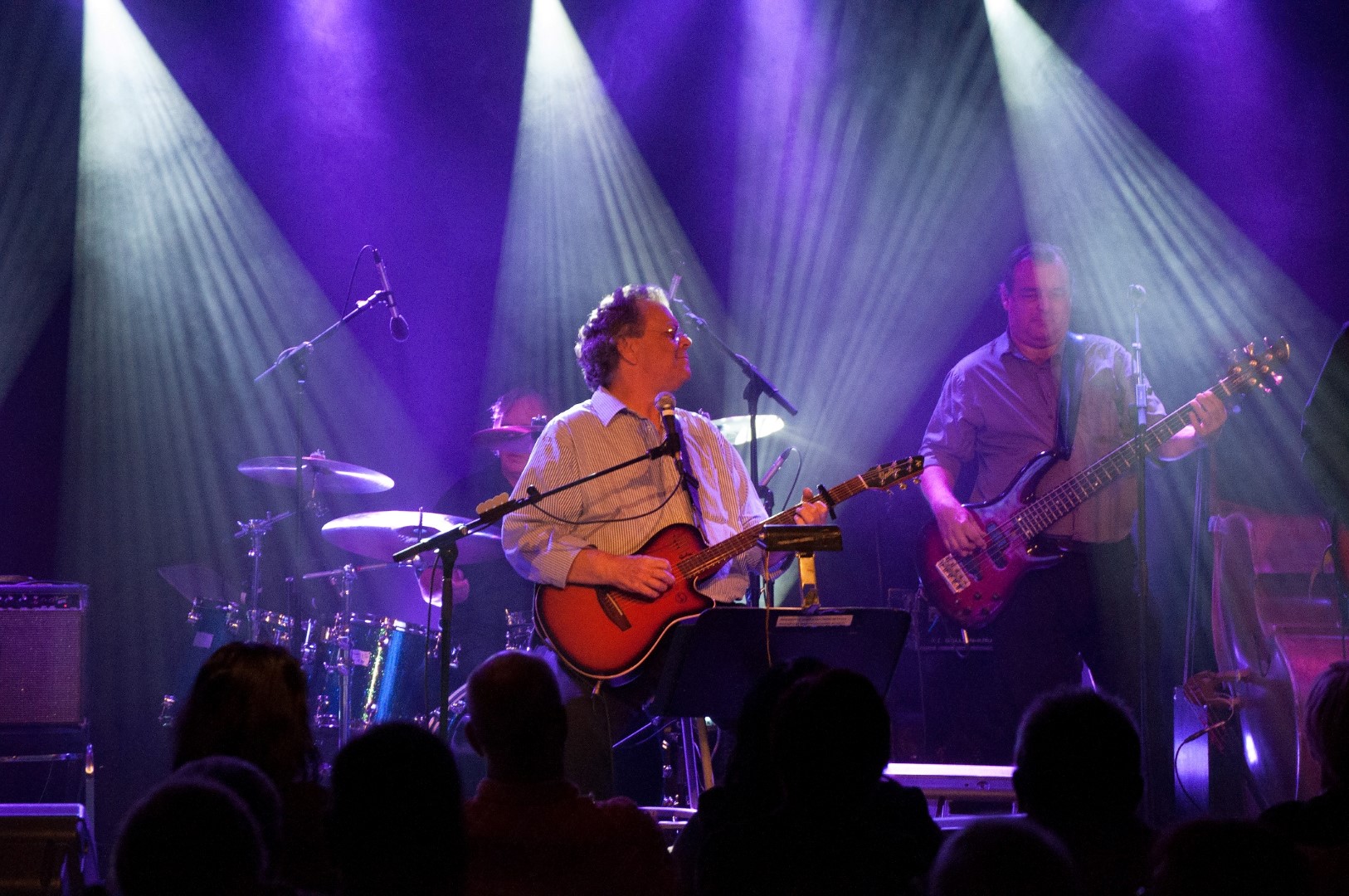 Bob Walsh a offert plus de deux heures de concert le vendredi 24 août, au café-théâtre Les Beaux Instants du Centre culturel de Sorel-Tracy.