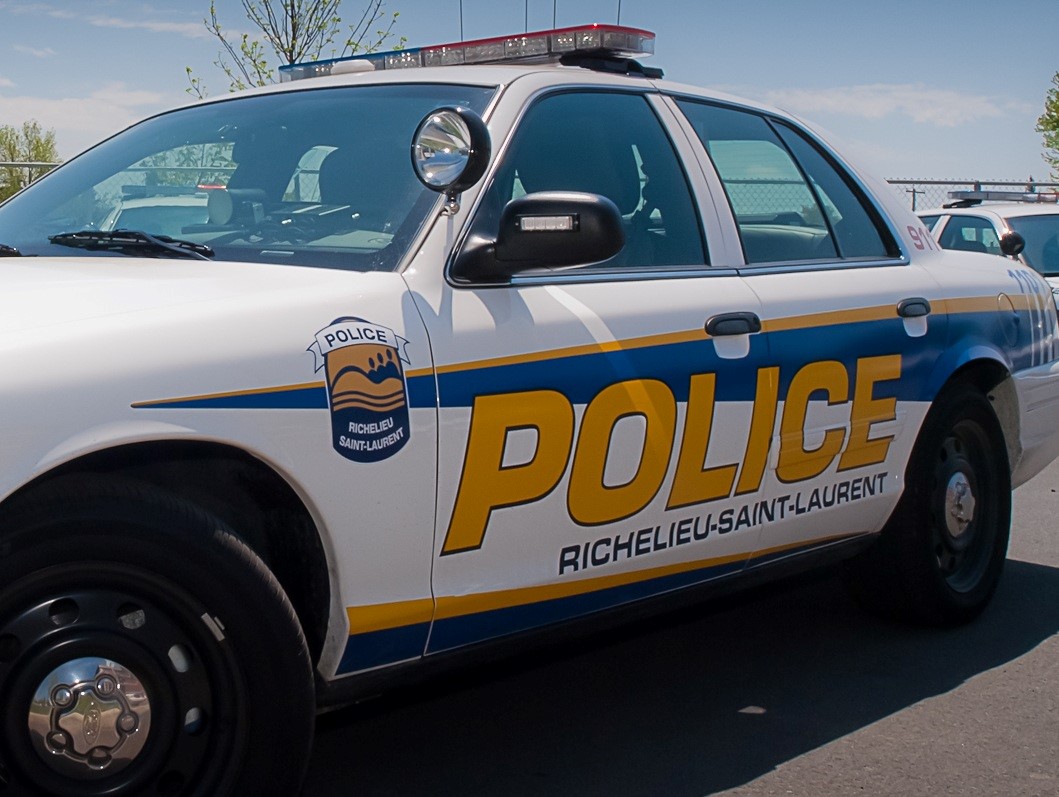 La Régie intermunicipale de police Richelieu–Saint-Laurent a procédé à l'arrestation de cinq personnes, à Contrecœur, lors d'une saisie de stupéfiants.