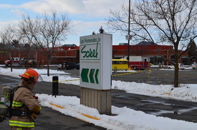 Les Promenades de Sorel ont finalement été ouvertes, vendredi soir, après qu'un "appel à la bombe" ait forcé l'évacuation.