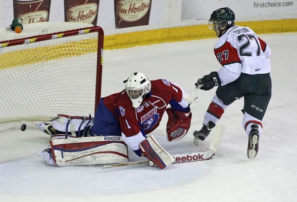 Jonathan Drouin inscrit un but face au Rocket.
