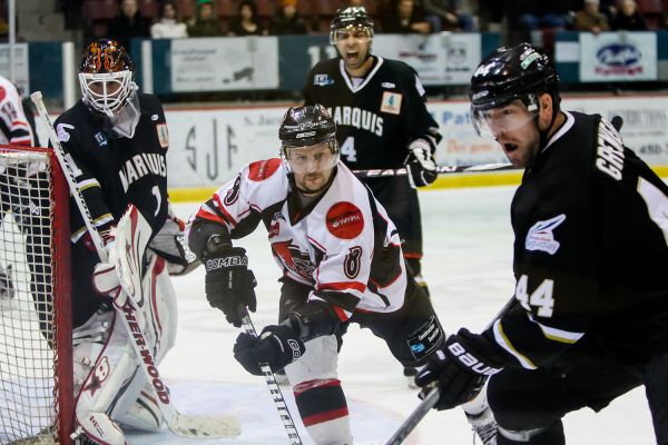 La série finale entre le HC Carvena et le Marquis devrait commencer vendredi soir prochain à Saguenay.