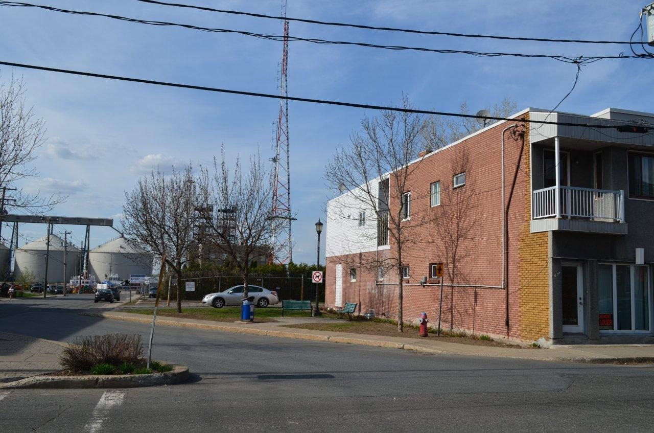 La peinture murale historique sera réalisée près d’un petit parc situé à l’angle des rues Augusta et du Prince, pas très loin du confluent de la rivière Richelieu et du fleuve Saint-Laurent.