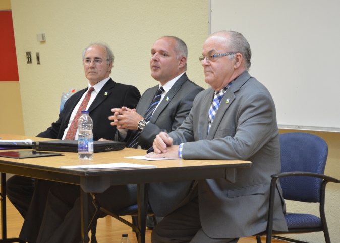 Les conseilleurs Yvon Bibeau et André Potvin appuient la candidature de Gilles Jr. Lemieux à la mairie de Sorel-Tracy.