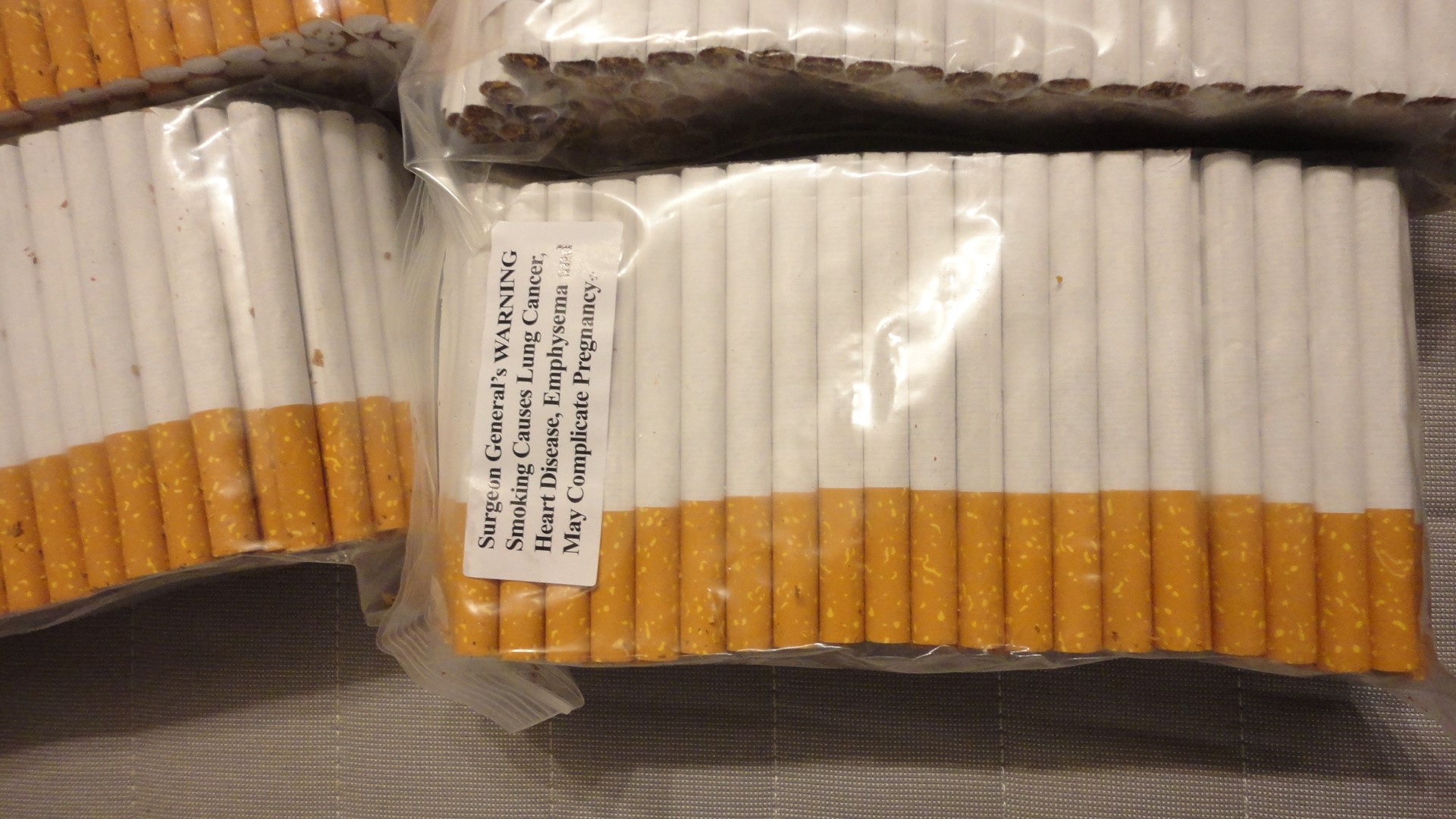 Une perquisition de tabac de contrebande  