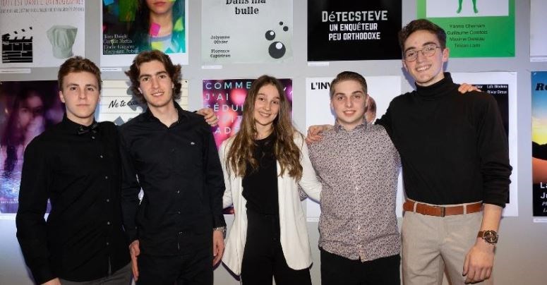 De  gauche  à  droite  sur  la  photo  :  Loïc  Bilodeau, Philippe  Lemoine,  Raphaëlle  Laforest,  Olivier  Giroux  et  Étienne  Gauthier (réalisateur du court métrage).