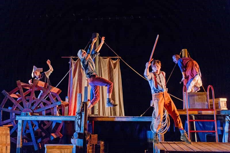 Le spectacle Tom Sawyer, revisité par la compagnie.