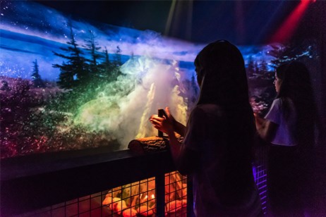 Un parcours interactif intérieur plonge virtuellement les visiteurs dans l’univers de l’archipel de Sorel.