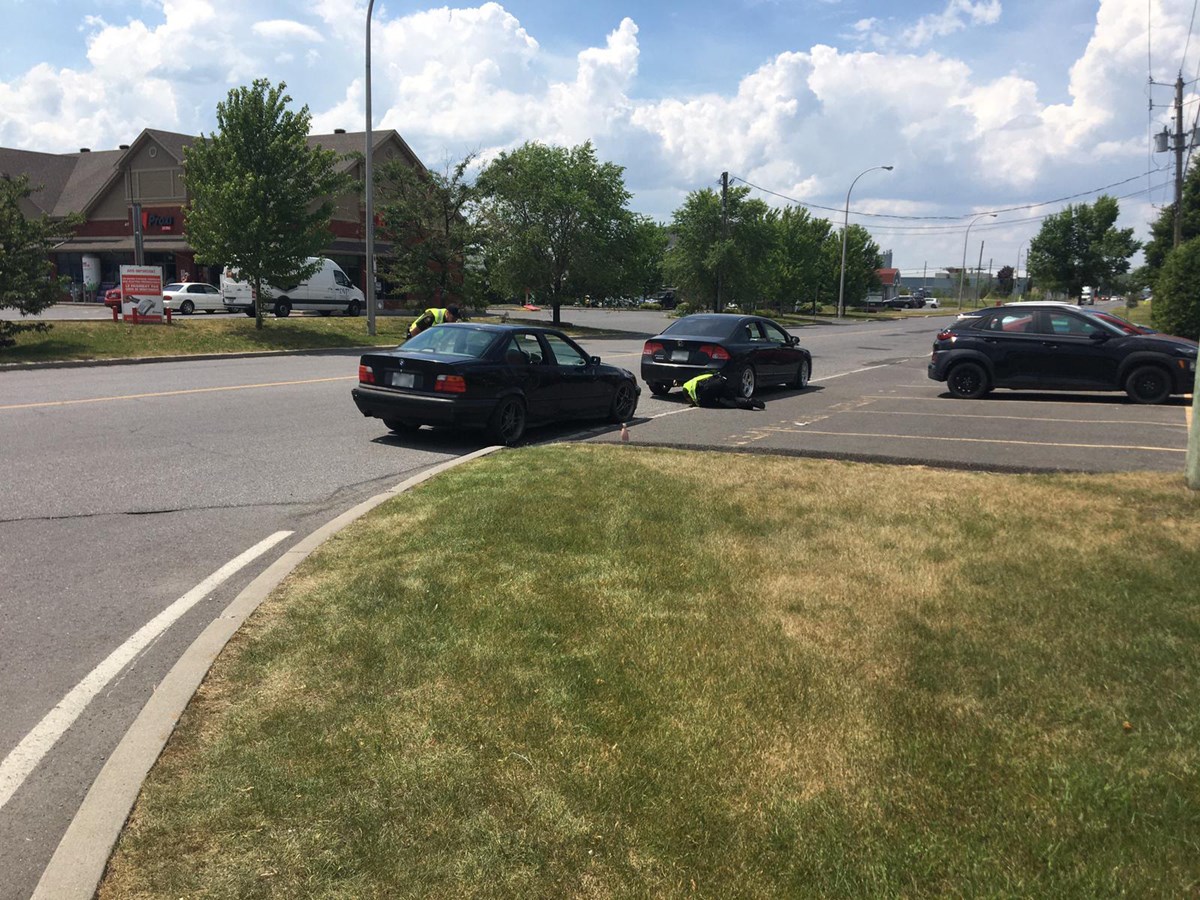 Les opérations de la police visaient principalement la non-conformité des silencieux des véhicules routiers, des motocyclettes et des cyclomoteurs.
