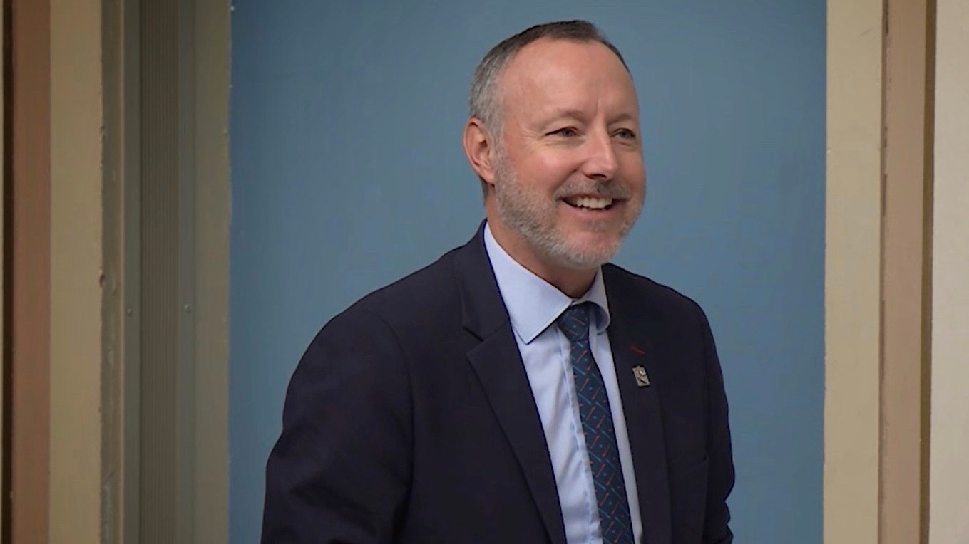 Le député Jean-Bernard Émond invite les touristes à venir passer du temps dans la région de Sorel-Tracy