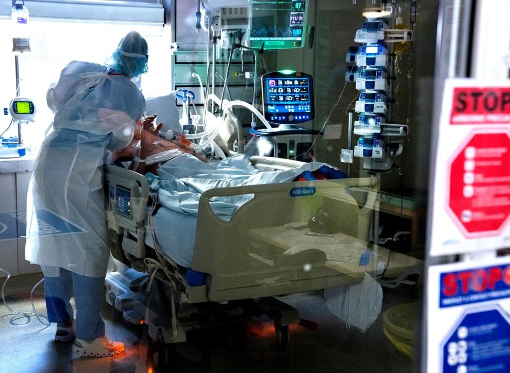 Réforme du ministre Dubé dans la santé: les syndicats perplexes