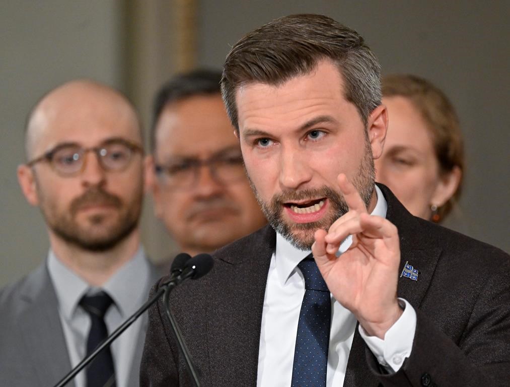 Conquête des régions: un équilibre délicat pour Québec solidaire
