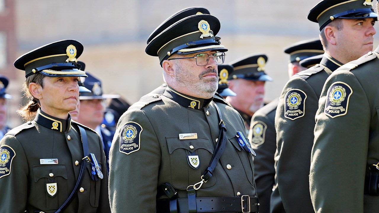 Des policiers du Québec rendent hommage à leurs collègues disparus