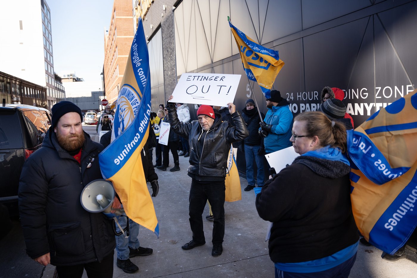 Le soutien du public est un élément clé dans la grève des employés de Postes Canada