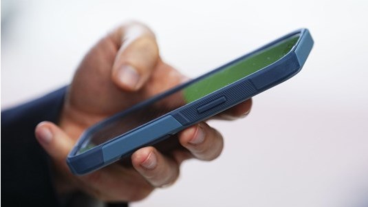 Interdiction du cellulaire à l'école: un mouvement de grève timide