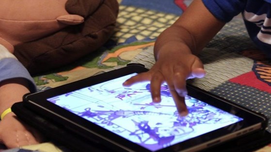 Les orthophonistes s'inquiètent du temps d'écran des tout-petits