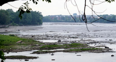 Rivi re des Milles-Iles   la hauteur du Vieux Terrebonne le 1er juin 2010.©photo p p