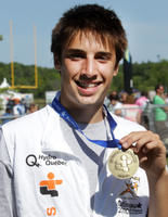 gabriel Slythe Léveillé, en athlétisme de la région des Laurentides lors  de la finale des Jeux du Québec à Gatineau le 1er août 2010.PHOTOPÉPÉ/AGENCEQMI (QMI-1008021430-011.JPG)
