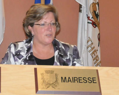 Photo Simon DessureaultSylvie Surprenant, la mairesse de Sainte-Thérèse, a avoué avoir été dans la loge de Dessau au Centre Bell.