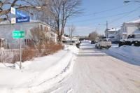 Photos Simon DessureaultLa rue De Manthet est l une des rues du quartier Des Cent Maisons où la Ville de Sainte-Thérèse épand de l abrasif.