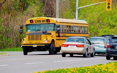 Commission scolaire: la quasi-totalité des contrats de transport est accordée de gré à gré
