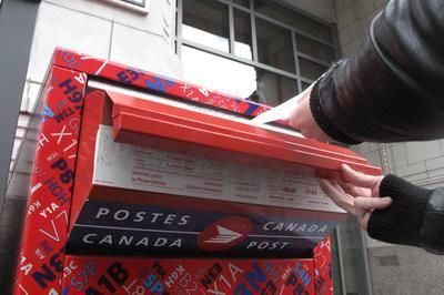 Postes Canada: les employés de la région ont la loi spéciale en travers de la gorge