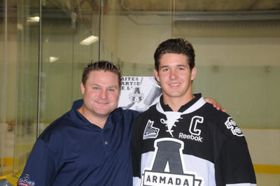 L'entraîneur de l'Armada, Jean-François Houle, en compagnie de son nouveau capitaine, le défenseur Xavier Ouellet.