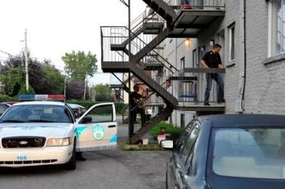 (Photo Agence QMI) Une cinquantaine de policiers ont participé à l'opération.