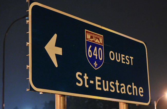 Un conducteur a assisté, vers 2 h, à l’embardée violente d’une automobile circulant sur l’autoroute. Celui-ci a pris la décision de s’immobiliser pour voir s’il pouvait venir en aide, a indiqué le sergent Denis de la Sûreté du Québec (SQ).
