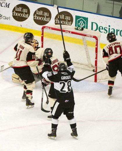 Tommy Giroux a été dominant dans le match face aux Remparts. Il a marqué un but et ajouté deux aides.