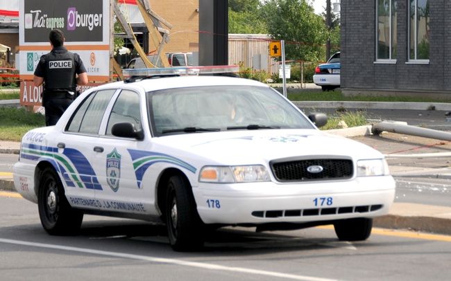 Trois jeunes hommes ont été pris en flagrant délit mardi matin par les policiers de la RIPTB.