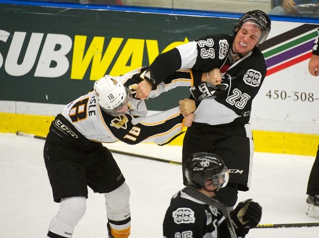 L'ailier Stefan Matteau a été suspendu pour une deuxième fois par la LHJMQ pour une mise en échec par-derrière aux dépens d'un joueur des Saguenéens de Chicoutimi.