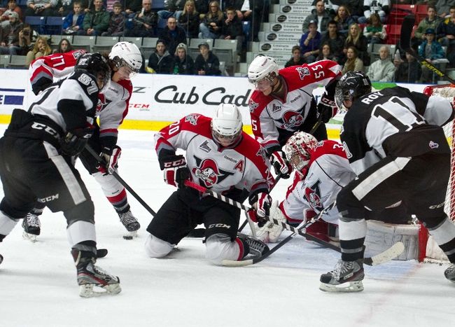 Marc-Olivier Roy et Christopher Clapperton et Xavier Ouellet ont amassé trois points chacun dans la victoire de l'Armada contre les Voltigeurs de Drummondville.