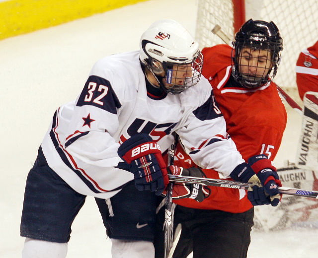 <p>Team USA's Stefan Matteau (l) tangles withTeam Ontario's Mathew Campagna during gold medal play in the Under 17 Hockey Challenge in Winnipeg January 04, 2011.</p><p>BRIAN DONOGH/WINNIPEG SUN/QMI AGENCY
