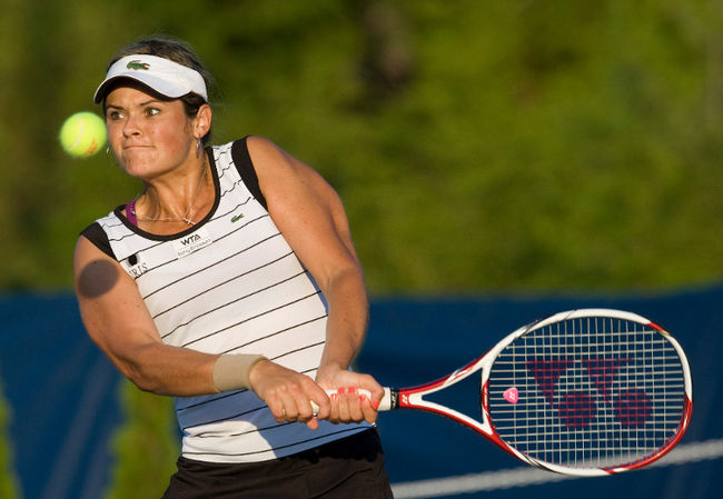 La Blainvilloise, Aleksandra Wozniak, s'est inclinée face à Marion Bartoli en Angleterre mercredi.