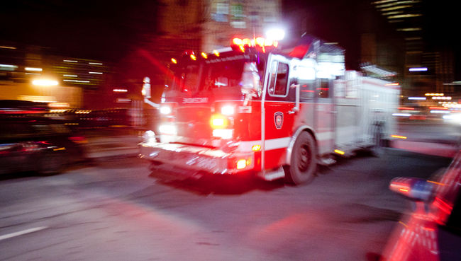Le Service d'incendie de Sainte-Thérèse s'est rendu sur la rue Turgeon dimanche soir pour combattre les flammes dans un immeuble de deux étages.