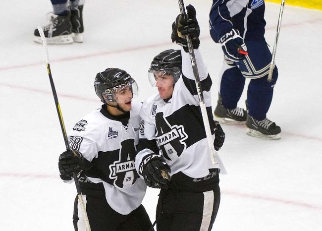 Steve Lebel a marqué le deuxième but de l’Armada qui s’est ensuite mise en route pour une victoire de 6 à 2 sur le Phoenix de Sherbrooke.