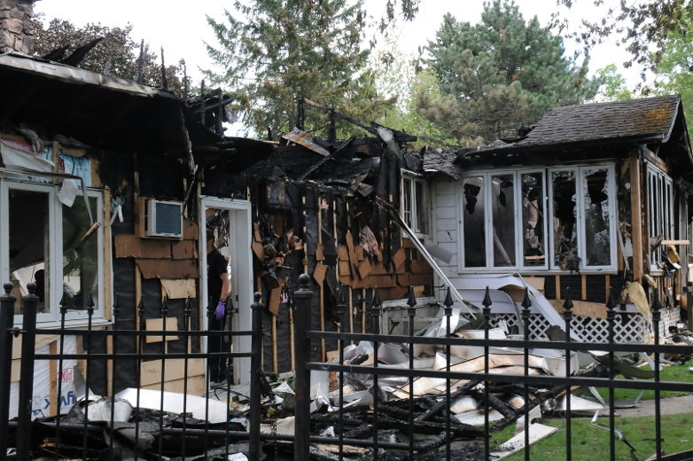 Un feu de «patates frites» ravage une maison de Rosemère