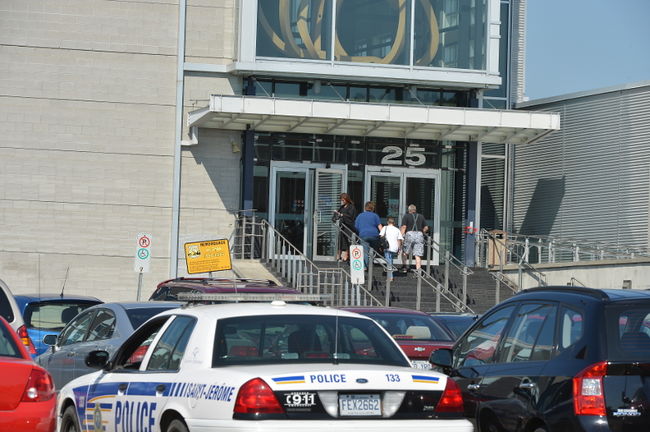 Il peut parfois être long avant qu’un présumé criminel comparaisse au Palais de justice de Saint-Jérôme.