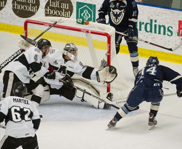 Étienne Marcoux était de retour devant la cage de l'Armada qui a renoué avec la victoire.