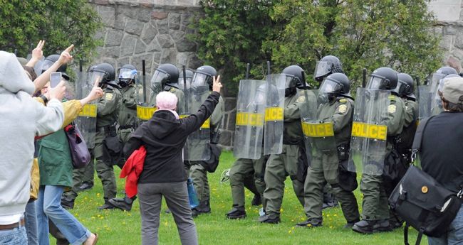 Une oeuvre commémorative sera érigée au Collège Lionel-Groulx en souvenir des événements qui ont marqué la journée du 15 mai dernier. 