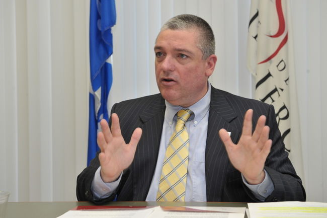 Éric Lachapelle succède à Paul Allard.