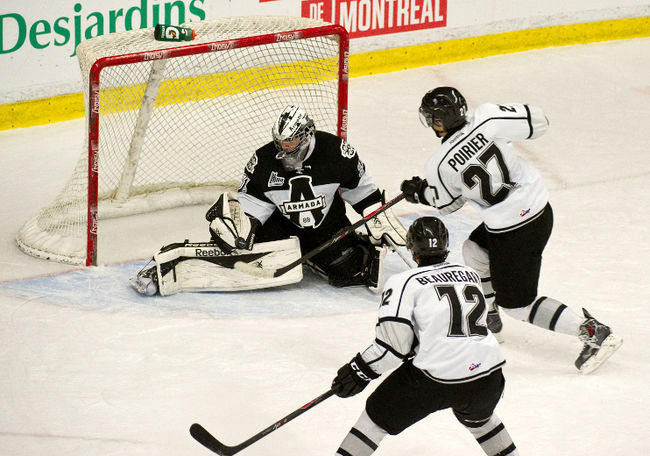 Les Olympiques sont parvenus à vaincre l'Armada grâce à deux buts en fusillade, mais aussi un dramatique avec moins d'une seconde à faire en troisième.
