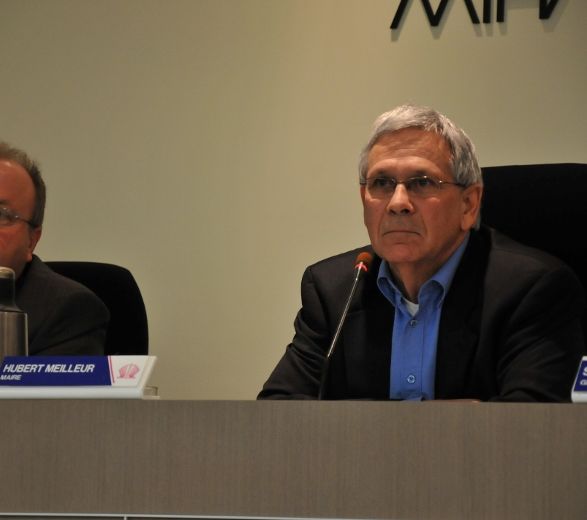 Il semble y avoir dissension au sein de l’équipe Meilleur au sujet de la candidature de Jean Bouchard.
