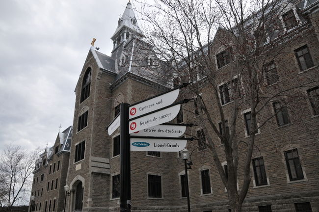 Des archives très anciennes reviendront à Sainte-Thérèse prochainement.