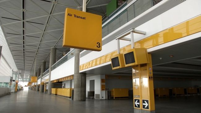 Le terminal de l'aéroport de Mirabel est figé dans le temps depuis près de 10 ans.