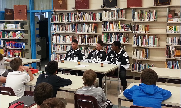 Le hockey et les études vont de pair