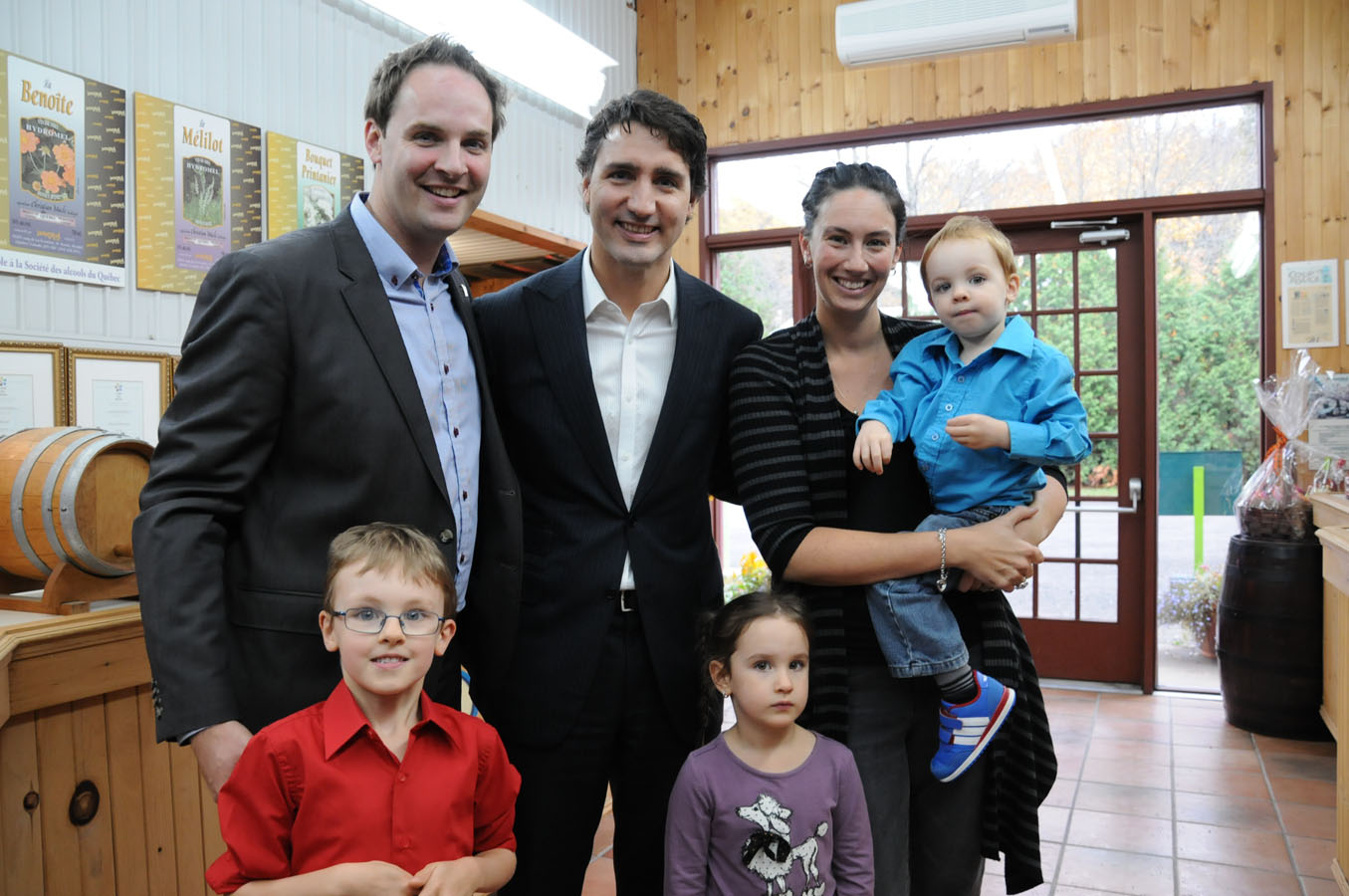 Justin Trudeau en compagnie de Karl Trudel et sa famille  