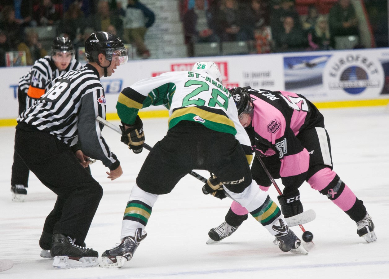 L'Armada voit la vie en rose contre les Foreurs