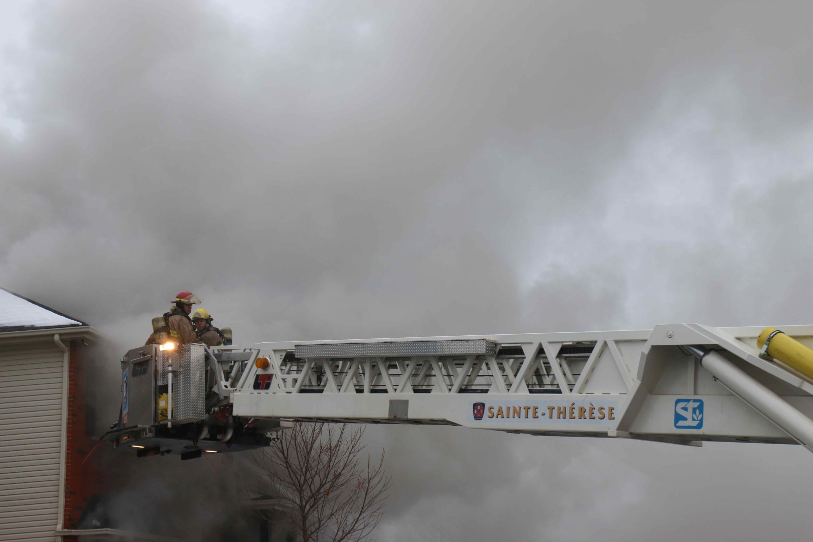 Une résidence de Boisbriand ravagée par les flammes